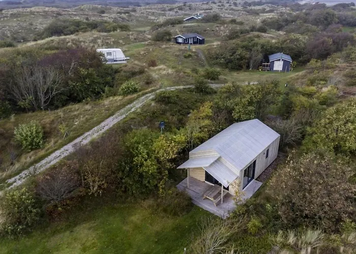 Tiny Duinhut Midden In De Sint Maartensvlotbrug